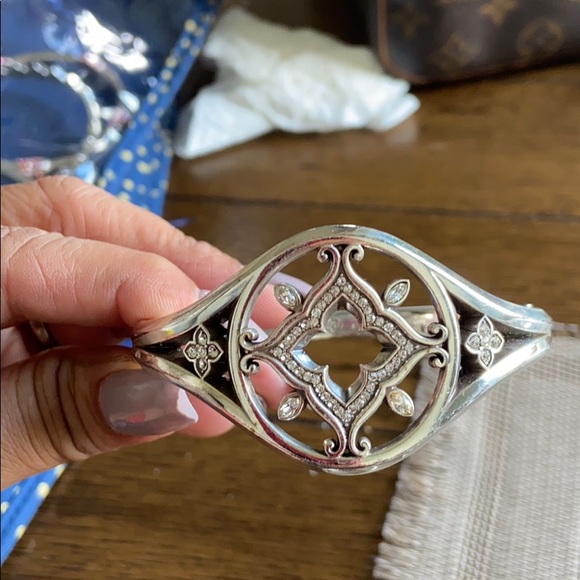 Jewelry earrings bracelet necklaces - Picture 3 of 11